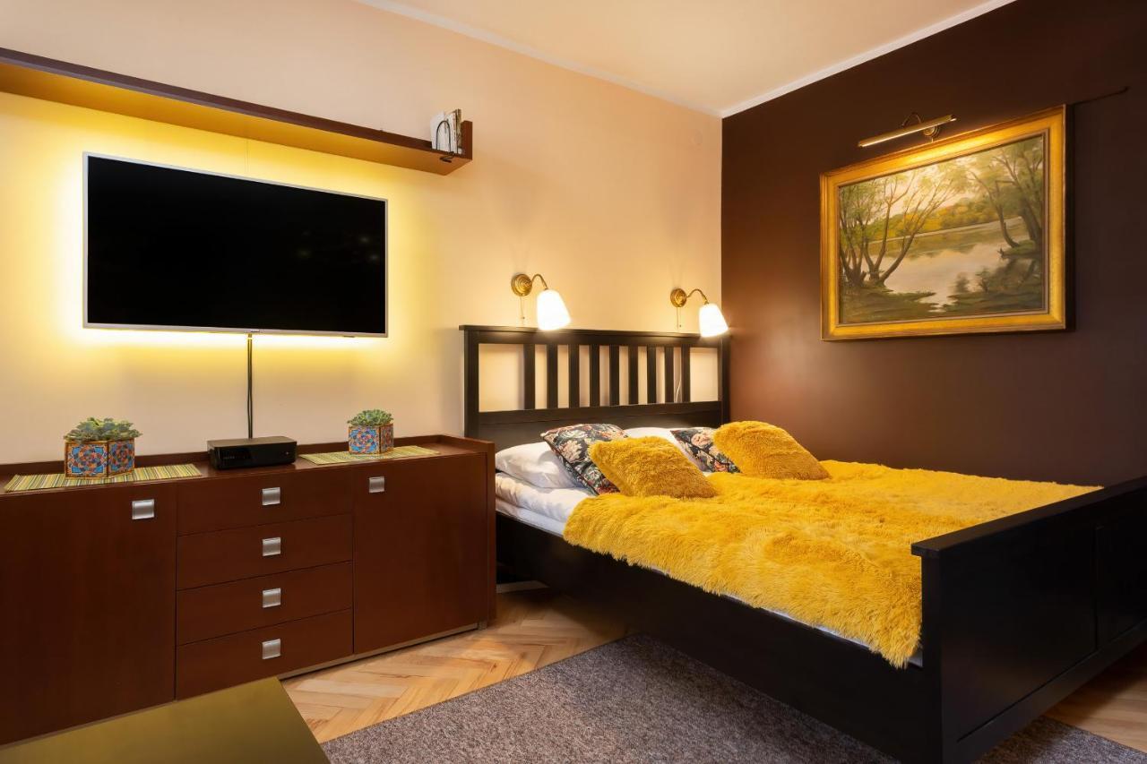 Apartments Warsaw Świętojańska by Renters Zewnętrze zdjęcie