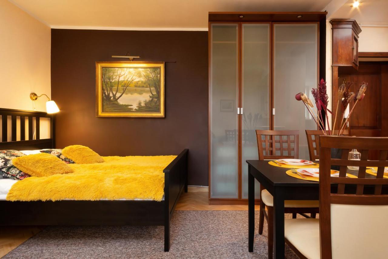 Apartments Warsaw Świętojańska by Renters Zewnętrze zdjęcie